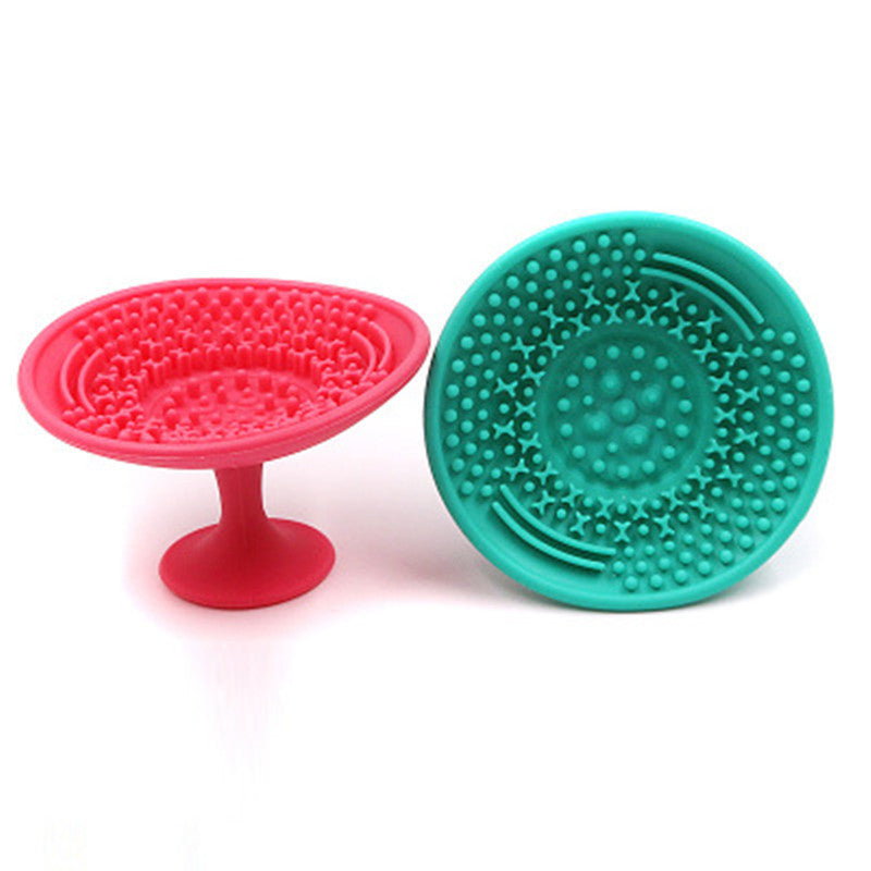 Silicone Makeup Brush Cleaner Pad - Easy & Gentle Cleaning – image 3