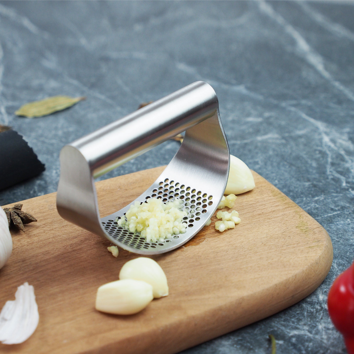 Stainless Steel Garlic Press & Ginger Crusher – image 4